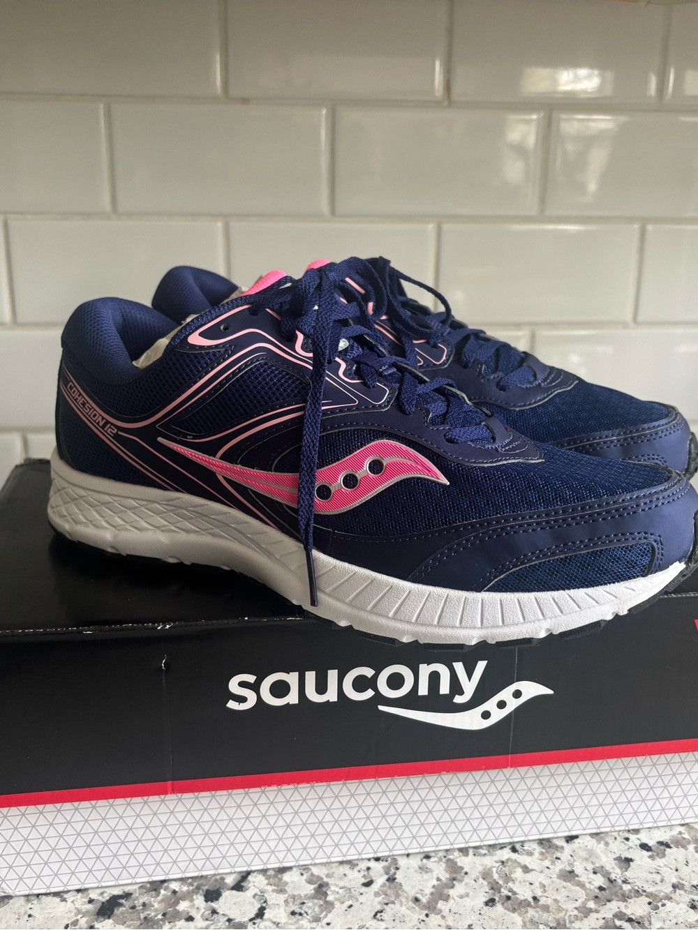 Saucony Versafoam Cohesion 12 Women’s Running Shoes - Size 11 (Brand New in Box)